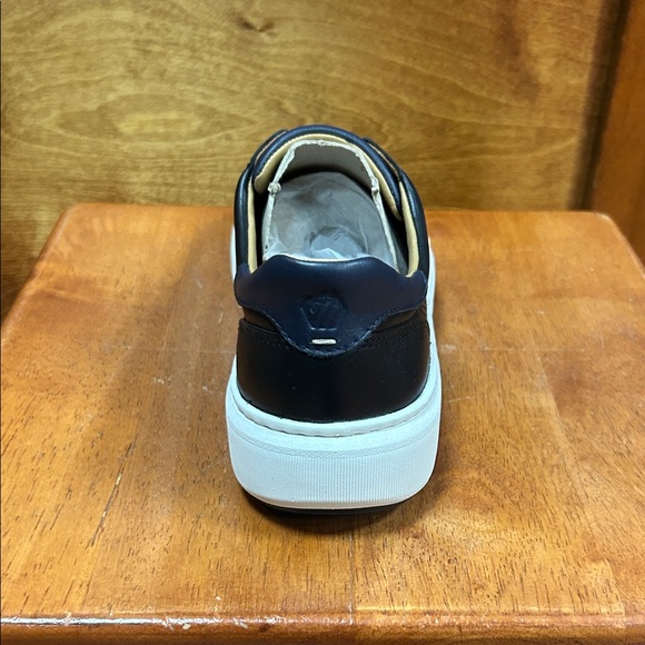 Johnston & Murphy Black Leather Sneakers - Picture 3 of 5